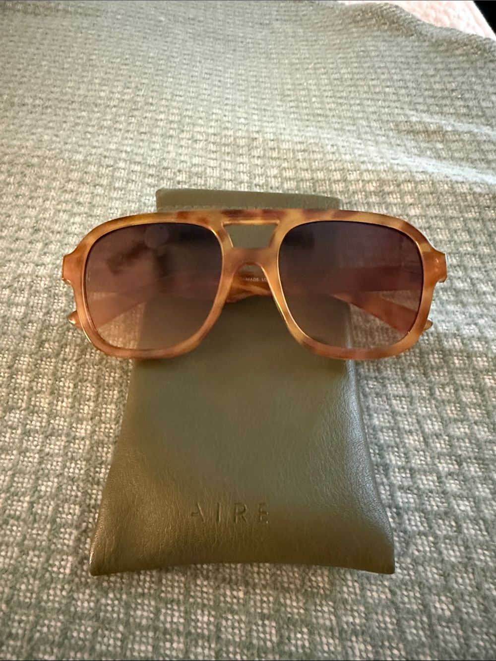 AIRE Brown Tortoiseshell Women's Sunglasses with Gradient Lenses